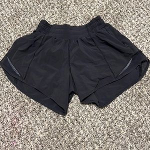 Black lulu shorts 0